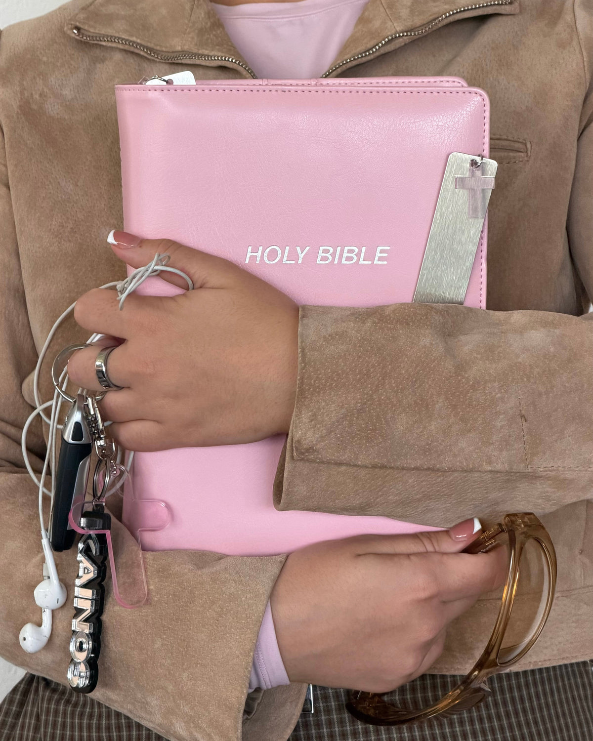 Pocket Cover in Blossom - Styled