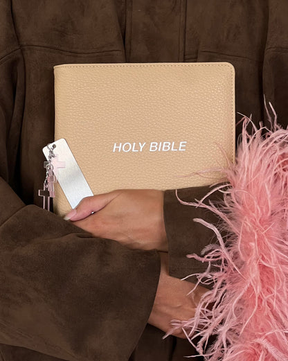 Pocket Cover in Natural - Styled